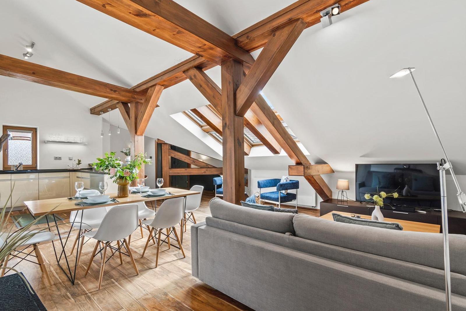 Days - Spacious 117m2 Attic Retreat W Ac - Near Old Town Sq Praga